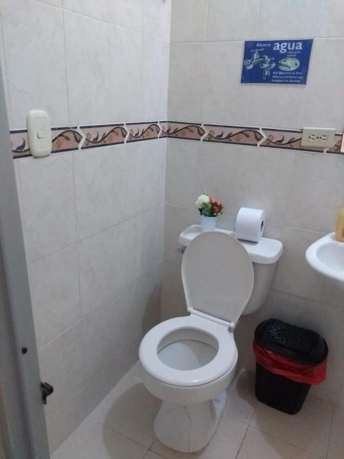 Necoclí Hostal Princesa Katia מראה חיצוני תמונה